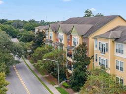 Picture of 1185 SW 9Th Road Unit 214, Gainesville, FL 32601