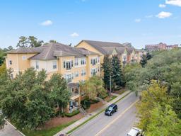 Picture of 1185 SW 9Th Road Unit 214, Gainesville, FL 32601