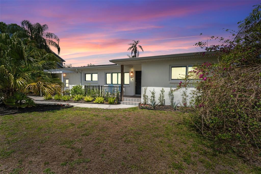 Picture of 807 W Braddock Street, Tampa, FL 33603