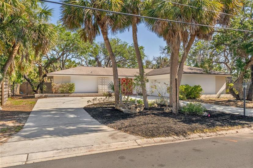 Picture of 717 Treasure Boat Way, Sarasota FL 34242