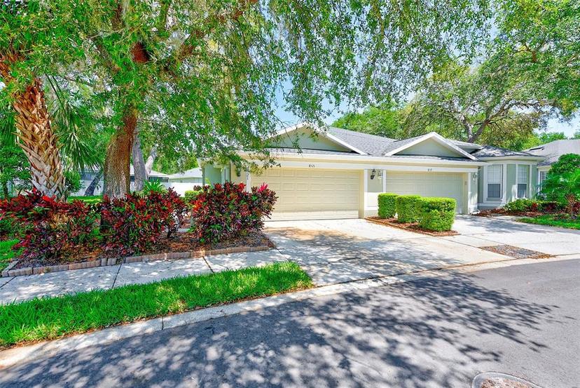 Picture of 8521 Acorn Ridge Court, Tampa FL 33625