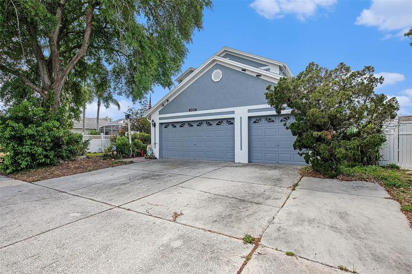 Picture of 8704 Tarrington Place, Tampa FL 33635
