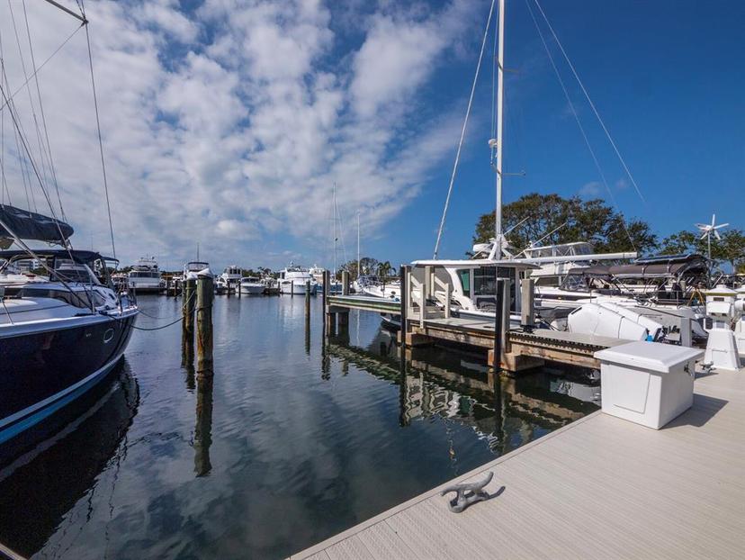 Picture of 2600 Harbourside Drive Unit C-12, Longboat Key FL 34228