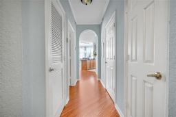 Picture of 860 N Orange Avenue Unit 226, Orlando, FL 32801