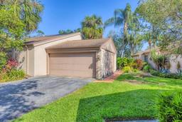Picture of 4947 Greencroft Road Unit 175, Sarasota, FL 34235