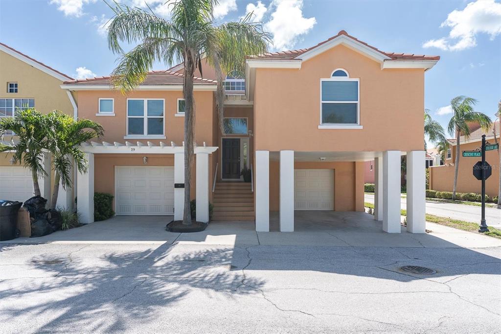 Picture of 19 Crescent Place S, St Petersburg, FL 33711