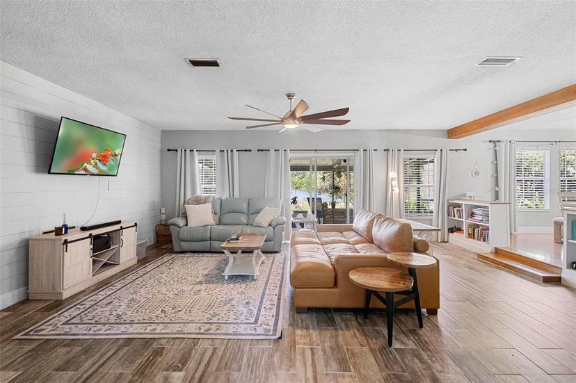 Picture of 228 Deleon Road, Debary FL 32713