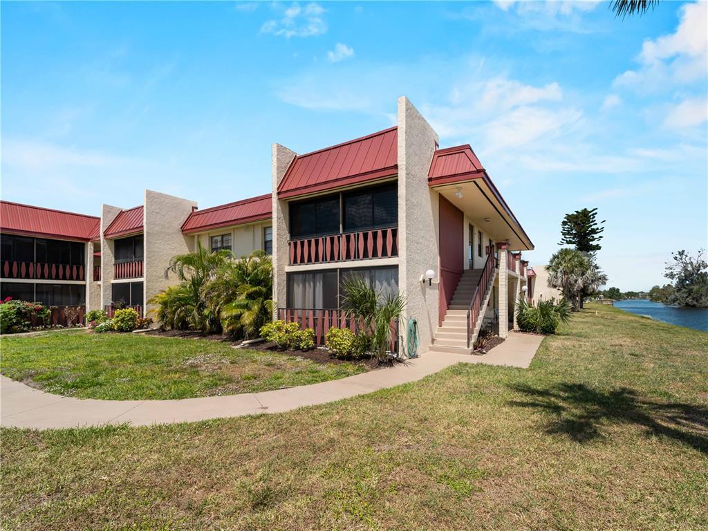 Picture of 72 Boundary Boulevard Unit 226, Rotonda West, FL 33947