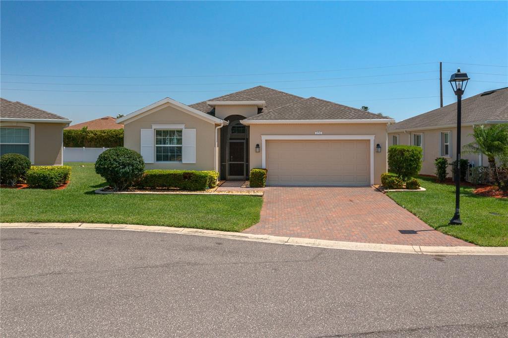 Picture of 2733 Attwater Loop, Winter Haven, FL 33884