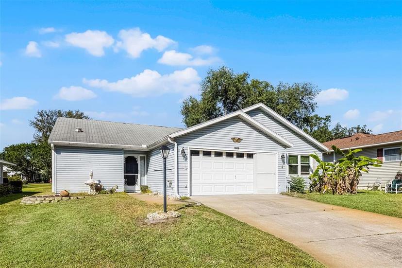 Picture of 32537 Oak Park Drive, Leesburg FL 34748