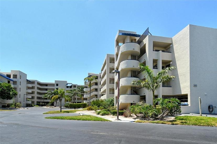 Picture of 835 S Osprey Avenue Unit 310, Sarasota FL 34236