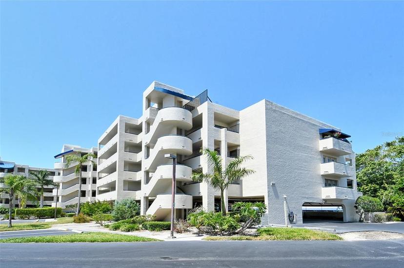 Picture of 835 S Osprey Avenue Unit 310, Sarasota FL 34236