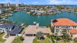 Picture of 340 Palm Island Ne, Clearwater, FL 33767