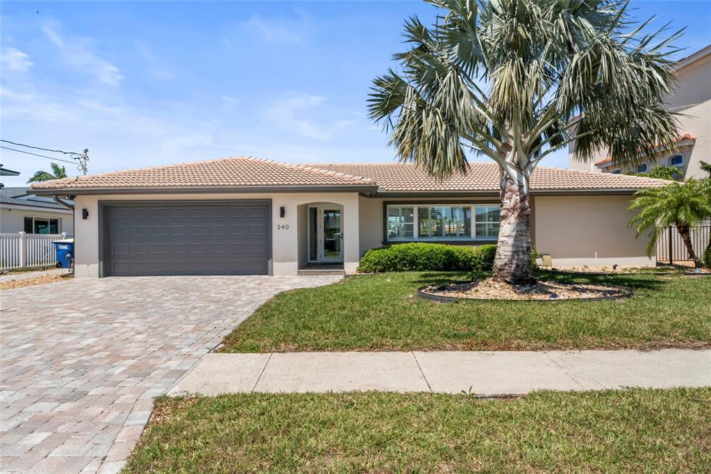 Picture of 340 Palm Island Ne, Clearwater, FL 33767