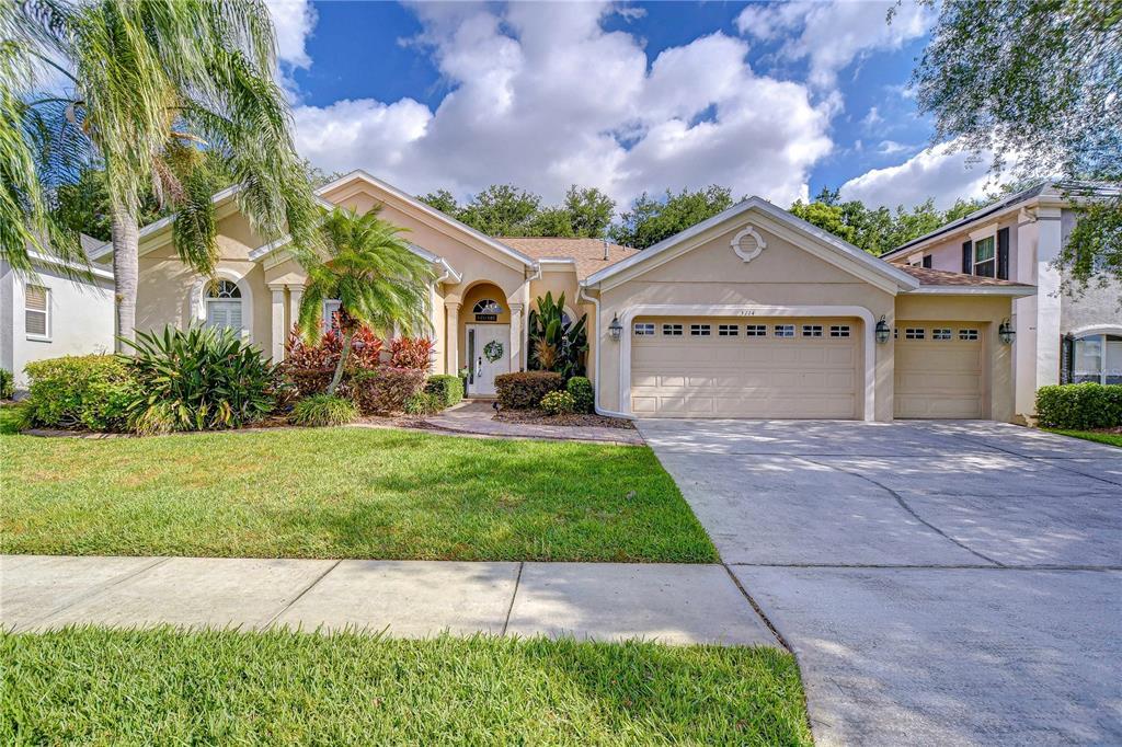 Picture of 5114 Whispering Leaf Trail, Valrico, FL 33596