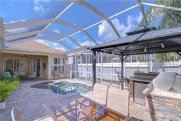 Picture of 5114 Whispering Leaf Trail, Valrico, FL 33596