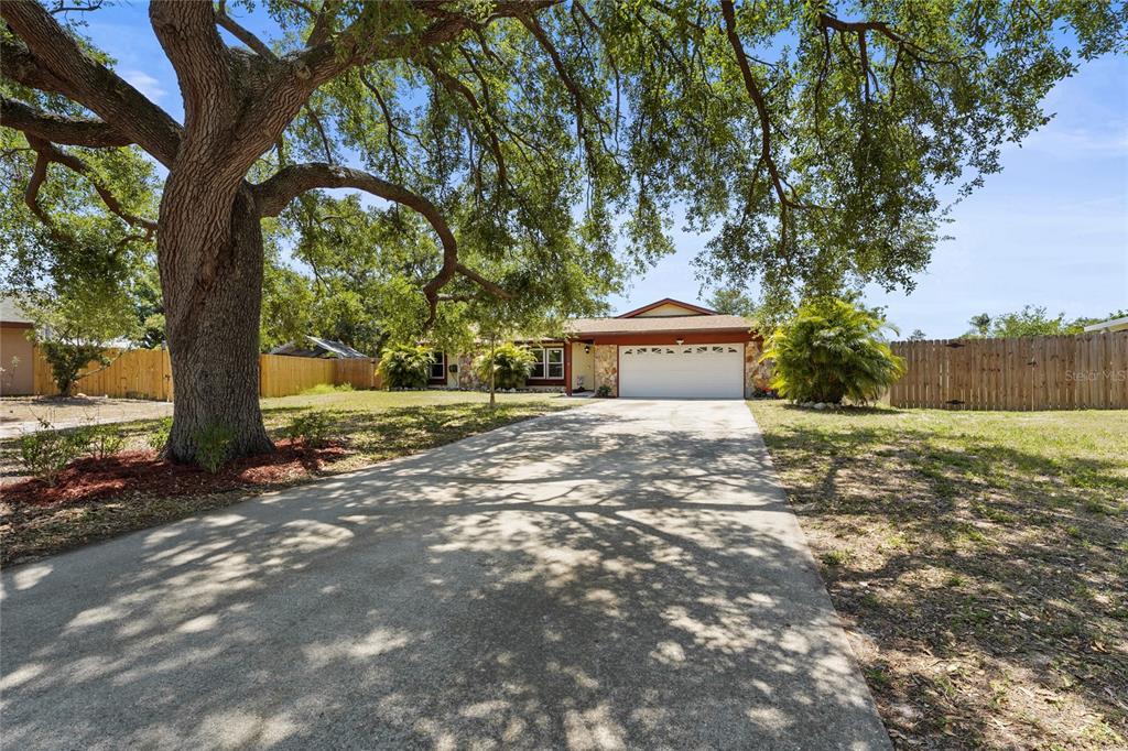 Picture of 2219 Lockwood Meadows Circle, Sarasota, FL 34234