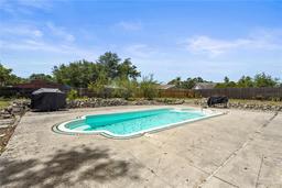 Picture of 2219 Lockwood Meadows Circle, Sarasota, FL 34234