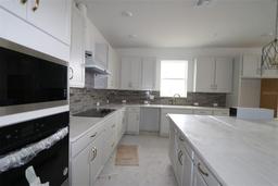 Picture of 11834 Mile Marsh Drive, Riverview, FL 33569