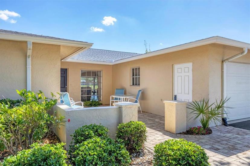 Picture of 7069 W Country Club Drive N Unit 7069, Sarasota FL 34243