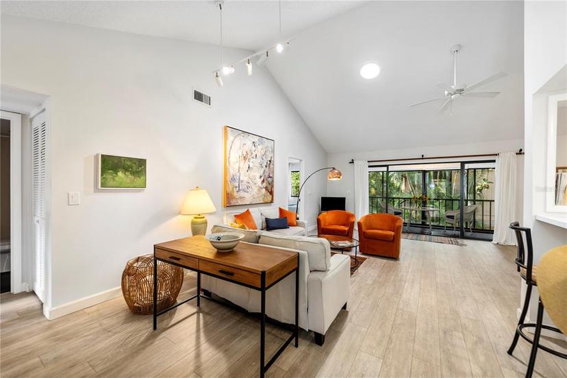 Picture of 1711 Pelican Cove Road Unit 443, Sarasota FL 34231
