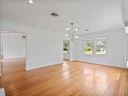 Picture of 1702 N Westmoreland Drive, Orlando, FL 32804