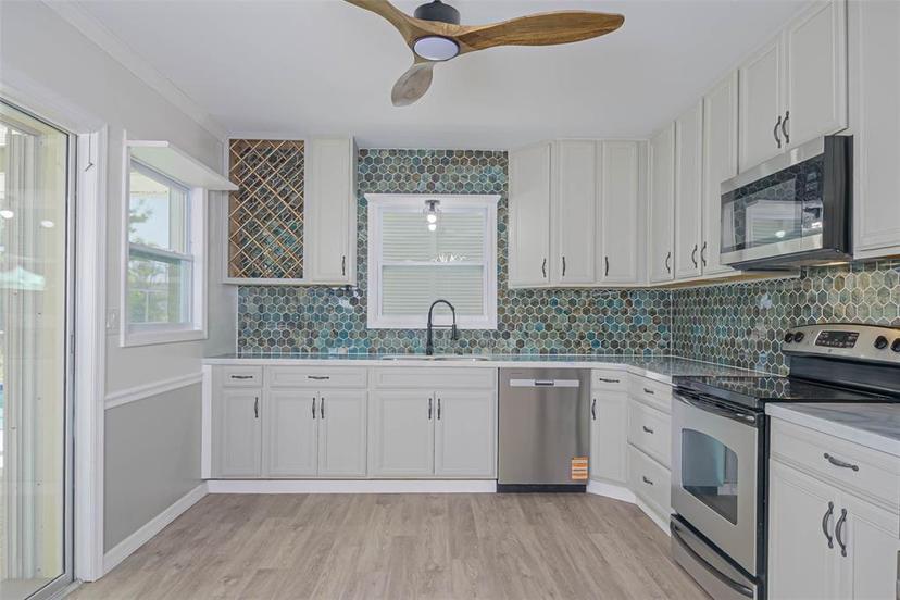 Picture of 1795 Elinor Place, Englewood FL 34223