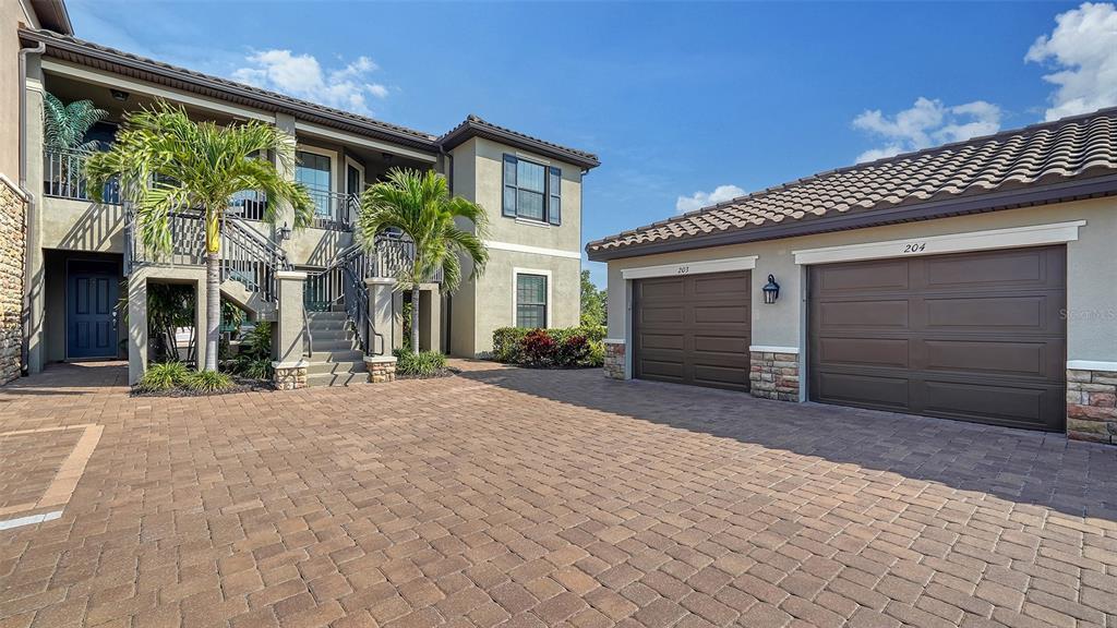 Picture of 5424 Cicerone Street Unit 204, Sarasota, FL 34238