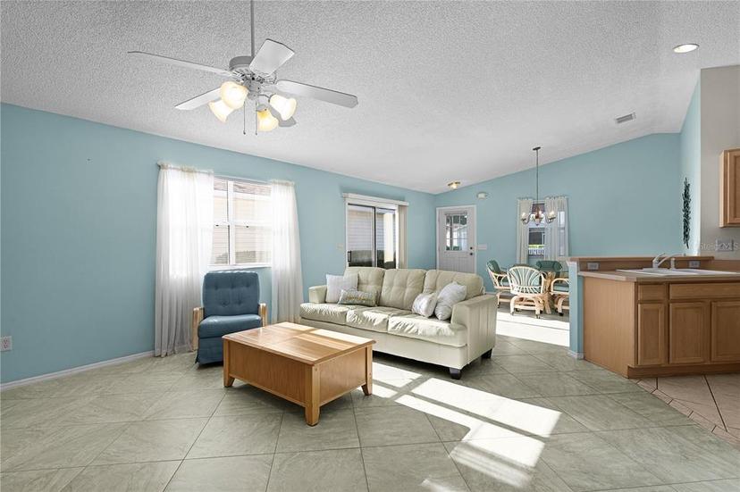 Picture of 9325 SE 172Nd Garden Street, The Villages FL 32162