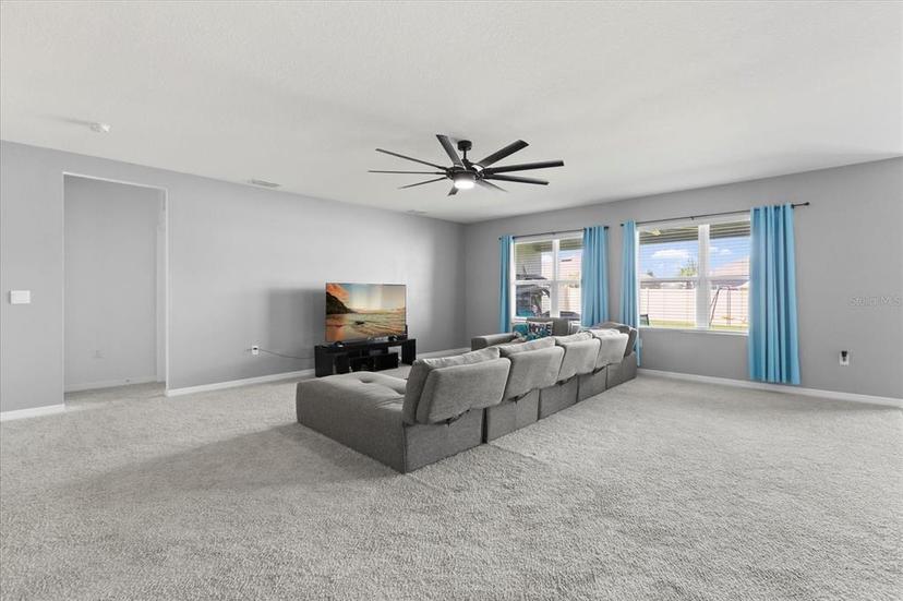 Picture of 445 Auburn Grove Place, Auburndale FL 33823