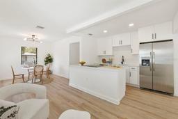 Picture of 4675 26Th Avenue N, St Petersburg, FL 33713