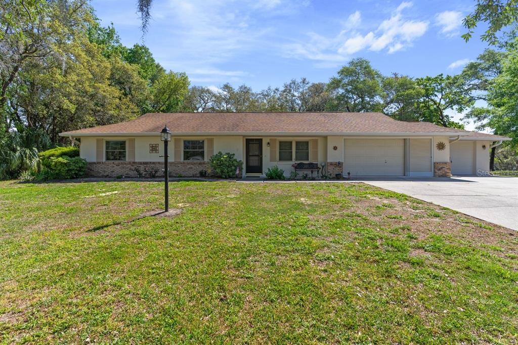 Picture of 1446 E Saint James Loop, Inverness, FL 34453