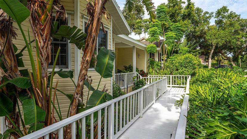 Picture of 4326 Brackenwood Court, Sarasota FL 34232