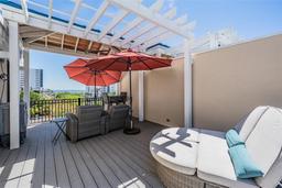 Picture of 409 Regent Lane N, St Petersburg, FL 33701