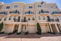 Picture of 409 Regent Lane N, St Petersburg, FL 33701
