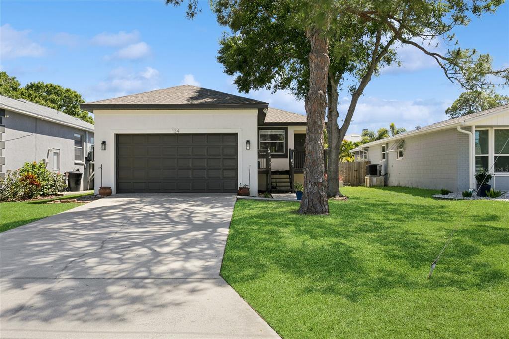 Picture of 134 48Th Avenue N, St Petersburg, FL 33703