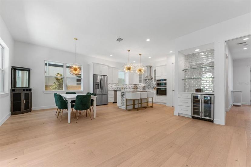 Picture of 3310 W Wyoming Avenue, Tampa FL 33611