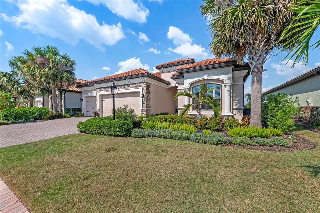 Picture of 7044 Whittlebury Trail, Bradenton, FL 34202