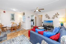 Picture of 5915 18Th Street N Unit 11, St Petersburg, FL 33714