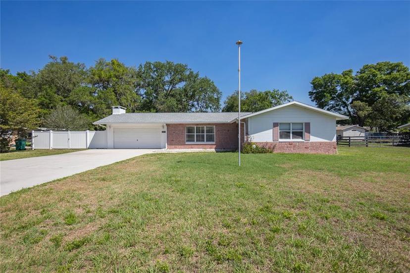 Picture of 4810 County Road 114, Wildwood FL 34785