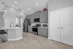 Picture of 1210 Pando Loop, Orlando, FL 32824