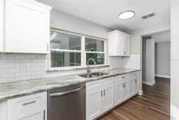 Picture of 2400 Avenue D Sw, Winter Haven, FL 33880