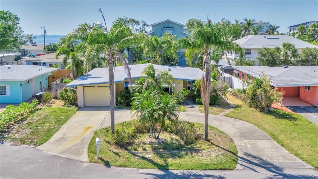 Picture of 2456 Tradewinds Drive, Dunedin, FL 34698
