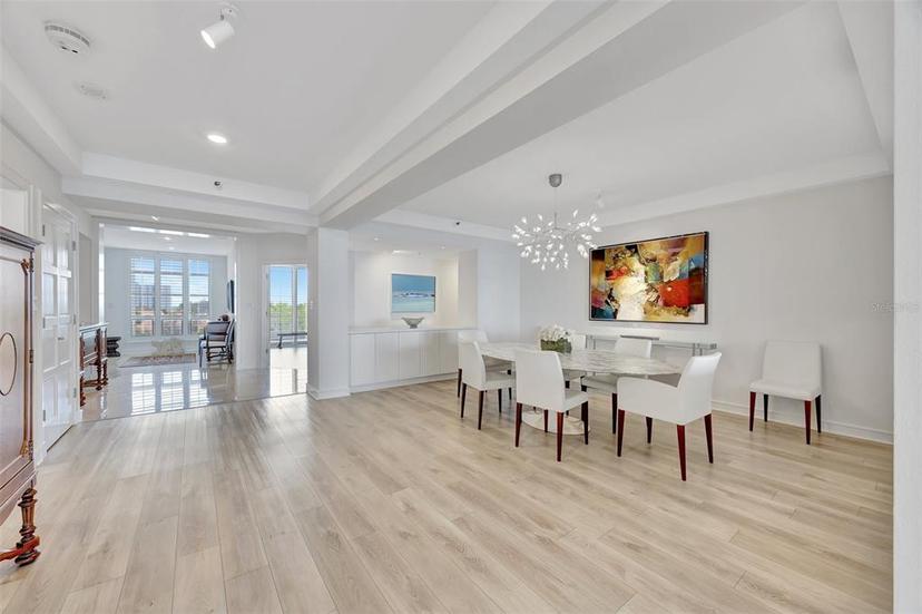 Picture of 2450 Harbourside Drive Unit 233, Longboat Key FL 34228