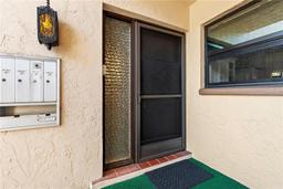 Picture of 2756 Clubhouse Drive Unit 101, Sarasota, FL 34232