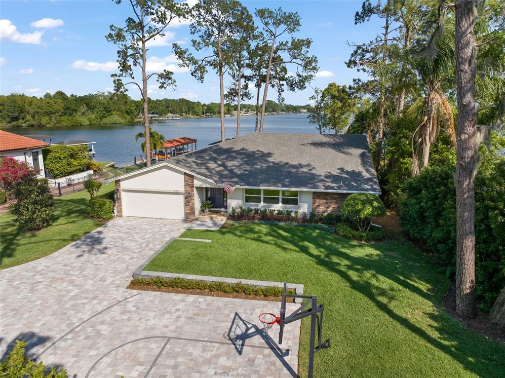 Picture of 1322 Palm Drive, Apopka, FL 32703