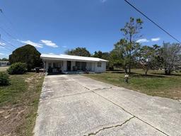 Picture of 225 Evergreen Drive, Lake Wales, FL 33898