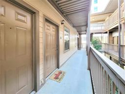 Picture of 1220 SW 1St Avenue Unit 209, Gainesville, FL 32601