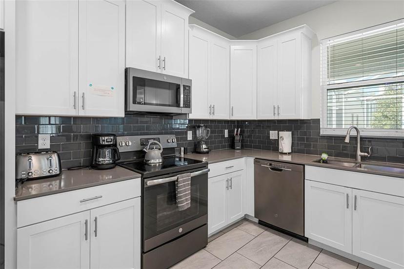 Picture of 690 Drop Shot Drive, Davenport FL 33896