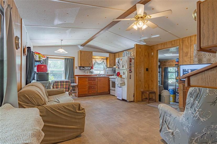 Picture of 1674 Cr 434, Lake Panasoffkee FL 33538